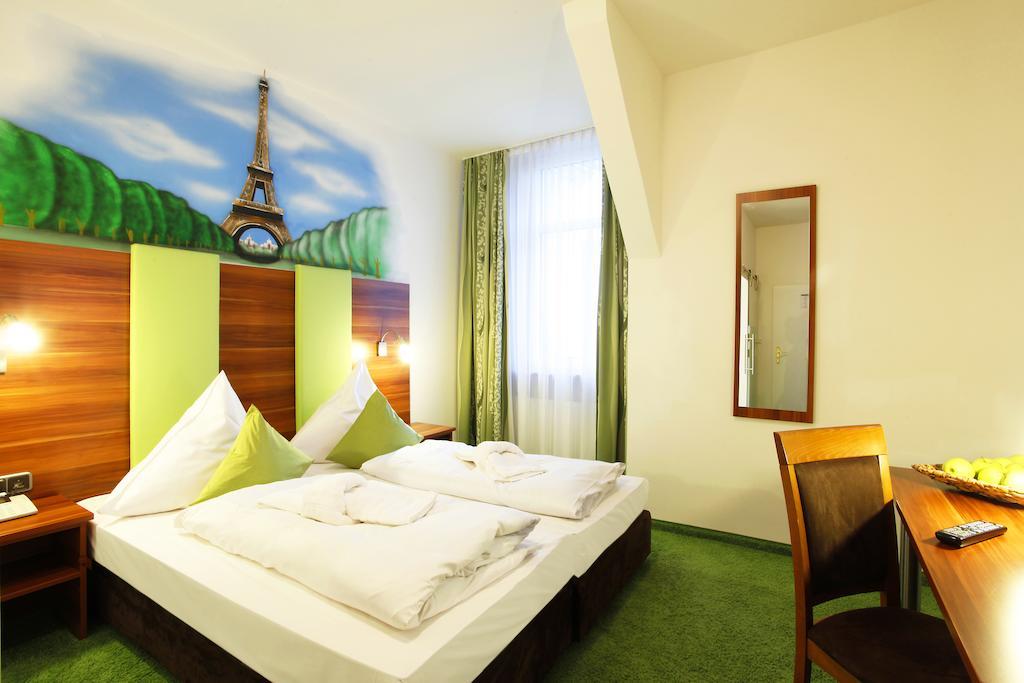 Warsteinerhof By Centro Comfort Köln Oda fotoğraf
